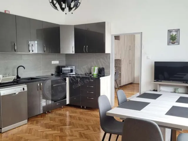 Kiadó lakás Budapest VIII. kerület 70 nm