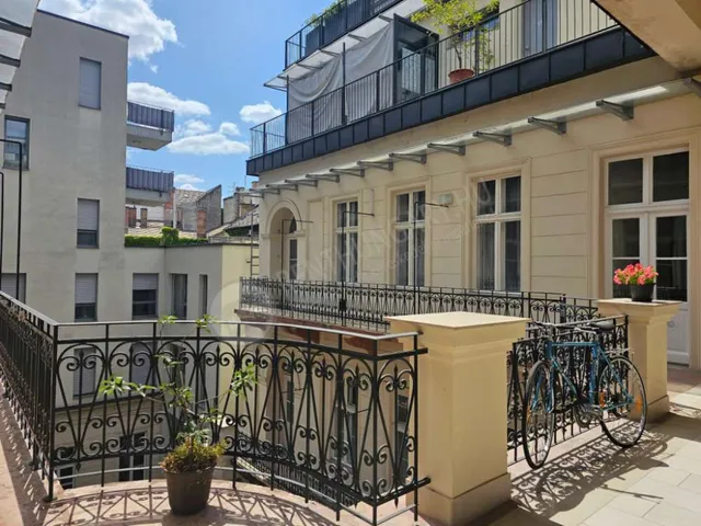 Kiadó lakás Budapest V. kerület, Veres Pálné utca 97 nm