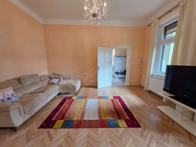 Kiadó lakás Budapest VII. kerület, Rákóczi út 86 nm