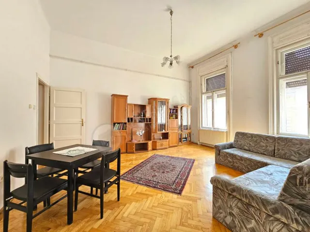 Kiadó lakás Budapest VI. kerület, Vörösmarty utca 69 nm