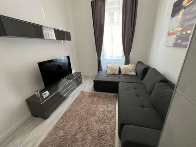Kiadó lakás Budapest VII. kerület, Péterfy Sándor utca 30 nm