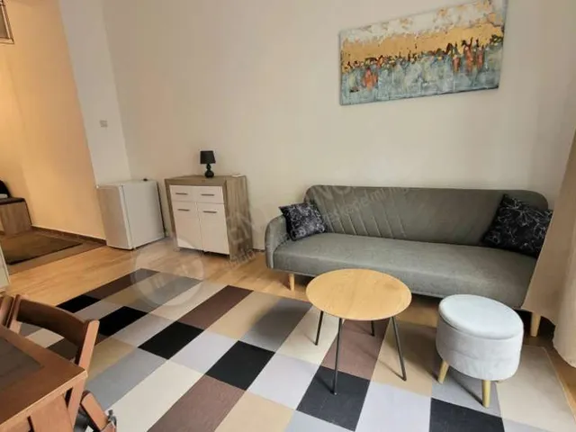 Kiadó lakás Budapest XIII. kerület, Radnóti Miklós utca 35 nm