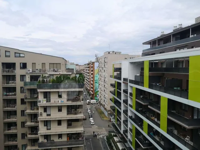 Kiadó lakás Budapest VIII. kerület, Corvin sétány 49 nm