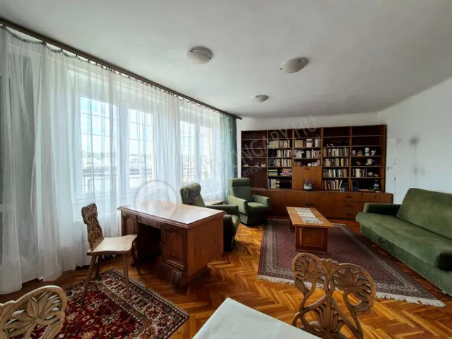 Kiadó lakás Budapest I. kerület, Hattyú utca 65 nm