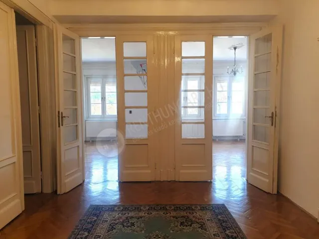 Kiadó lakás Budapest II. kerület, Margit körút 113 nm