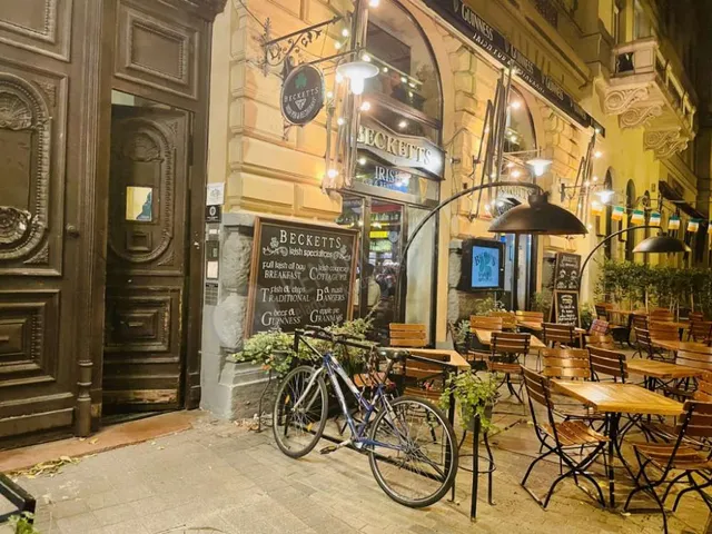 Kiadó lakás Budapest VI. kerület, Liszt Ferenc tér 38 nm