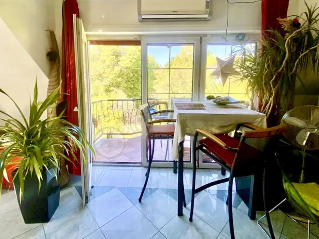 Kiadó lakás Budapest II. kerület, Pusztaszeri út 75 nm