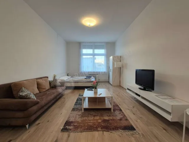 Kiadó lakás Budapest XIII. kerület, Váci út 75 nm