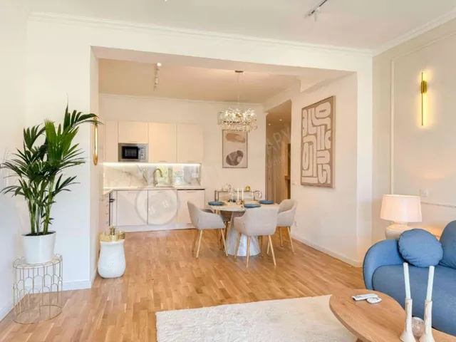 Eladó lakás Budapest I. kerület, Krisztina körút 76 nm