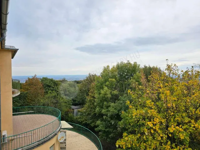 Kiadó lakás Budapest XII. kerület, Agancs út 28 nm