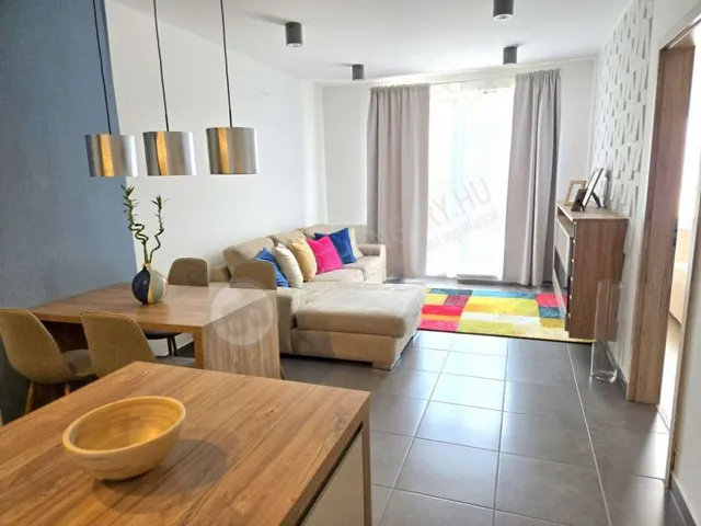 Kiadó lakás Budapest VIII. kerület, Corvin sétány 44 nm