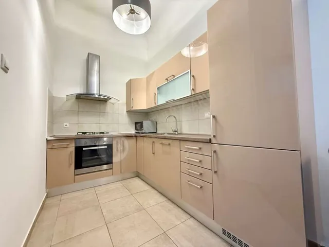 Eladó lakás Budapest V. kerület, Akadémia utca 61 nm