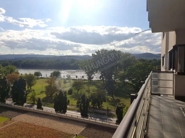 Kiadó lakás Budapest XIII. kerület, Népfürdő utca 81 nm