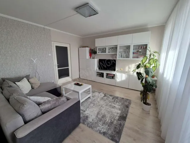 Kiadó lakás Budapest XI. kerület, Fehérvári út 62 nm