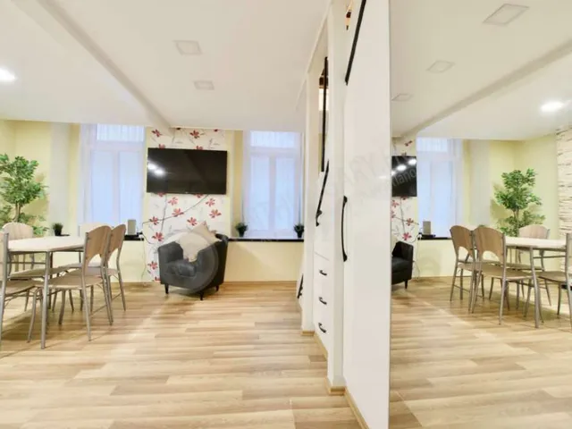 Kiadó lakás Budapest V. kerület, Zoltán utca 65 nm