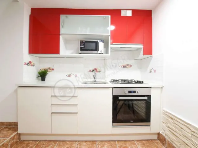 Kiadó lakás Budapest V. kerület, Zoltán utca 65 nm