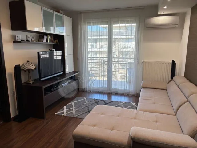 Kiadó lakás Budapest XIII. kerület, Petneházy utca 80 nm