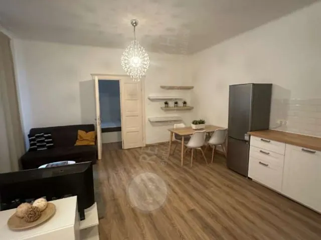 Kiadó lakás Budapest VII. kerület, Marek József utca 60 nm