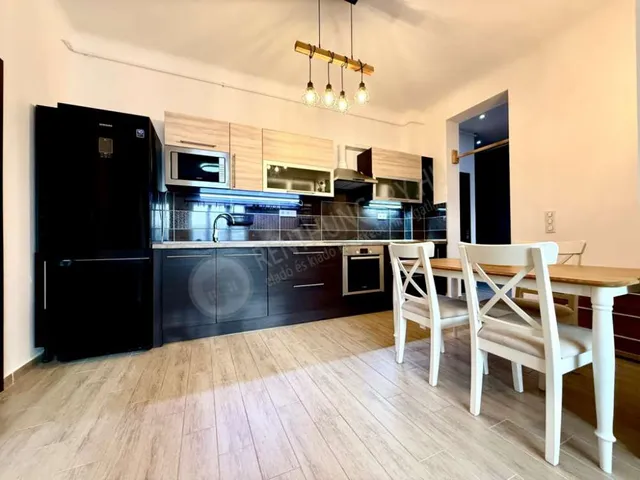 Kiadó lakás Budapest II. kerület, Kis Rókus utca 76 nm