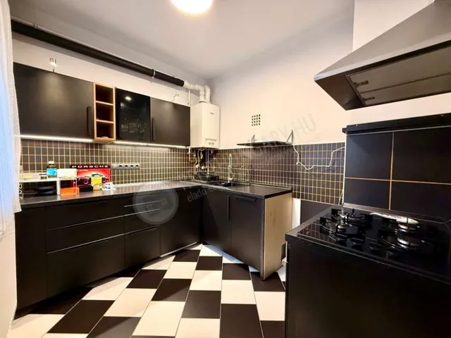 Kiadó lakás Budapest X. kerület, Zágrábi utca 40 nm