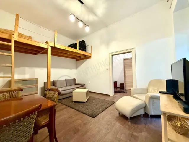 Kiadó lakás Budapest VIII. kerület, Rákóczi út 42 nm