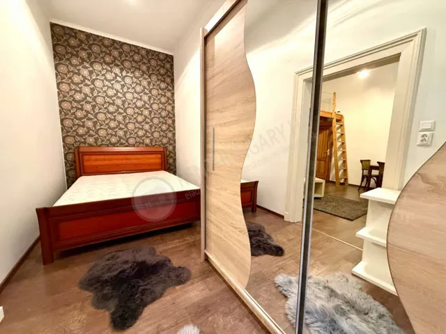 Kiadó lakás Budapest VIII. kerület, Rákóczi út 42 nm