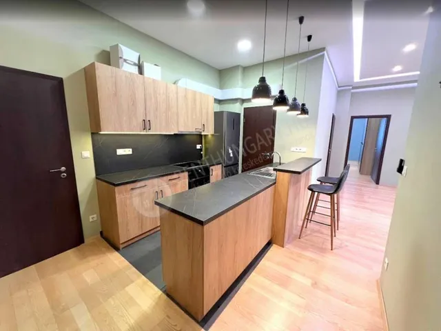 Kiadó lakás Budapest V. kerület, Szemere utca 90 nm