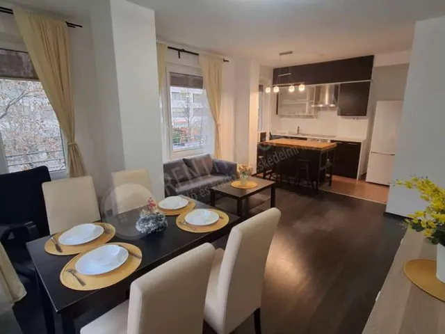 Kiadó lakás Budapest VIII. kerület, Corvin sétány 66 nm