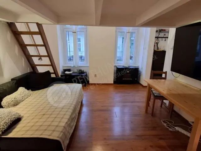 Kiadó lakás Budapest VII. kerület, Holló utca 65 nm