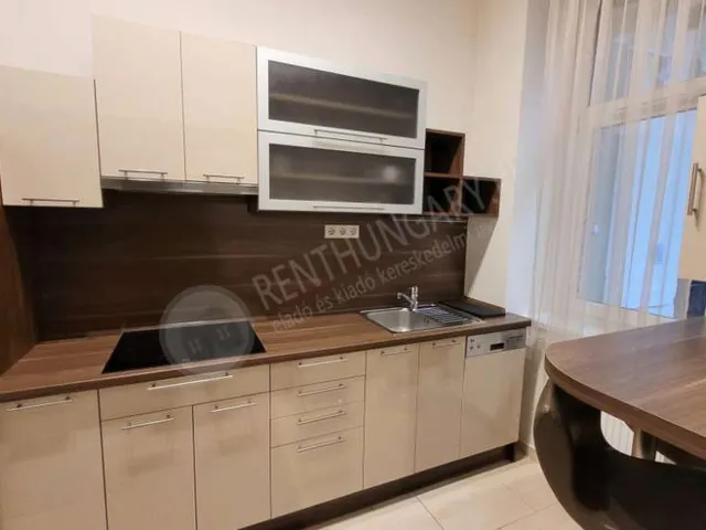 Kiadó lakás Budapest VI. kerület, Dessewffy utca 47 nm