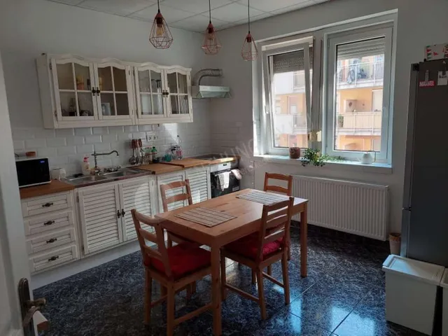 Kiadó lakás Budapest XIII. kerület, Üteg utca 65 nm