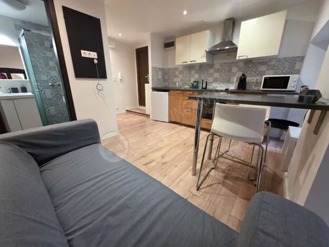 Kiadó lakás Budapest VI. kerület 27 nm