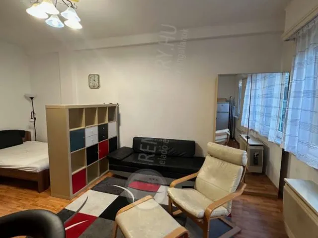 Kiadó lakás Budapest XIII. kerület, Ipoly utca 35 nm