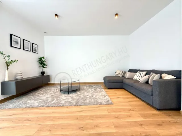 Kiadó lakás Budapest III. kerület, Ürömfű utca 103 nm