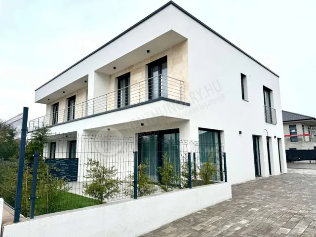 Kiadó ház Budapest III. kerület 103 nm