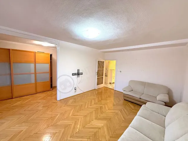 Kiadó lakás Budapest VIII. kerület, Harminckettesek tere 55 nm