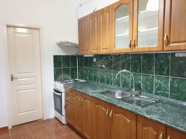 Kiadó lakás Budapest XV. kerület, Bánk utca 74 nm