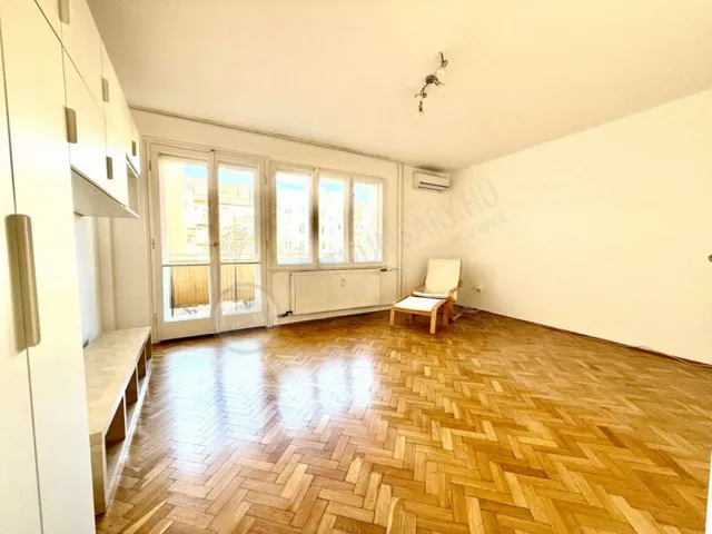 Kiadó lakás Budapest XI. kerület, Karinthy Frigyes út 44 nm