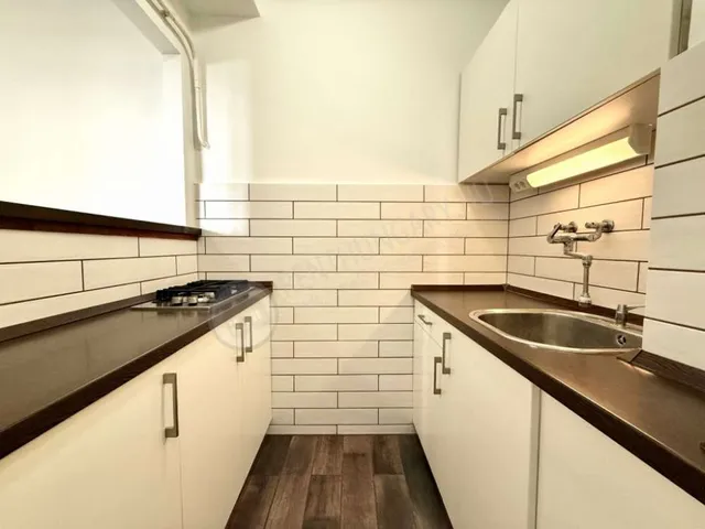 Kiadó lakás Budapest XI. kerület, Karinthy Frigyes út 44 nm