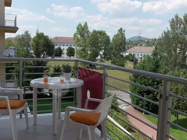 Kiadó lakás Budapest III. kerület, Bóbita utca 50 nm