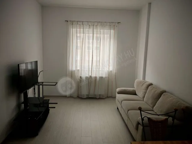 Kiadó lakás Budapest XIII. kerület, Petneházy utca 42 nm