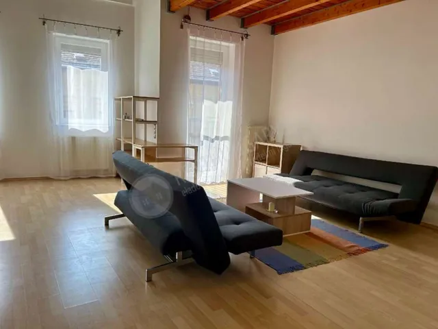 Kiadó lakás Budapest VIII. kerület, Futó utca 71 nm