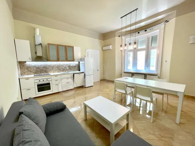 Eladó lakás Budapest VII. kerület 52 nm