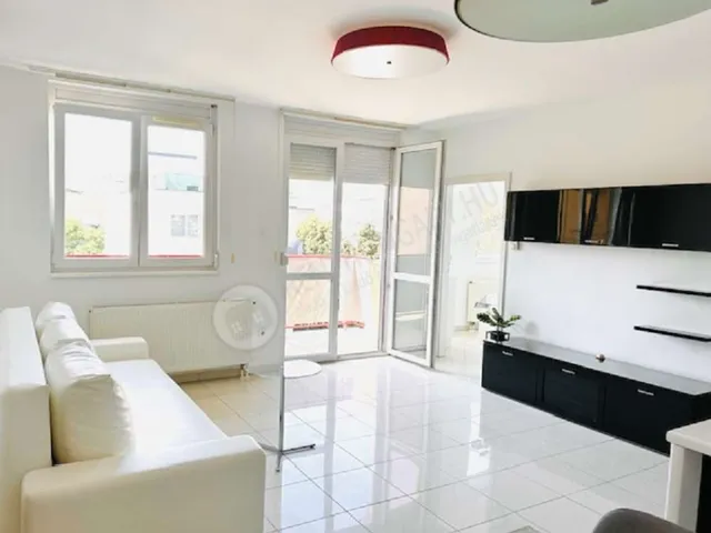 Kiadó lakás Budapest XIII. kerület, Forgách köz 50 nm