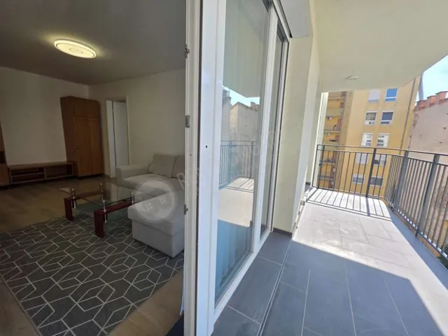 Kiadó lakás Budapest XIII. kerület, Angyalföldi út 52 nm