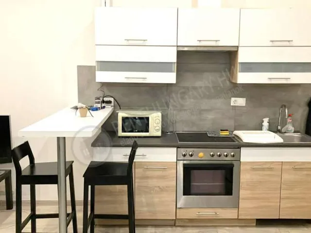 Kiadó lakás Budapest VIII. kerület, Baross utca 58 nm