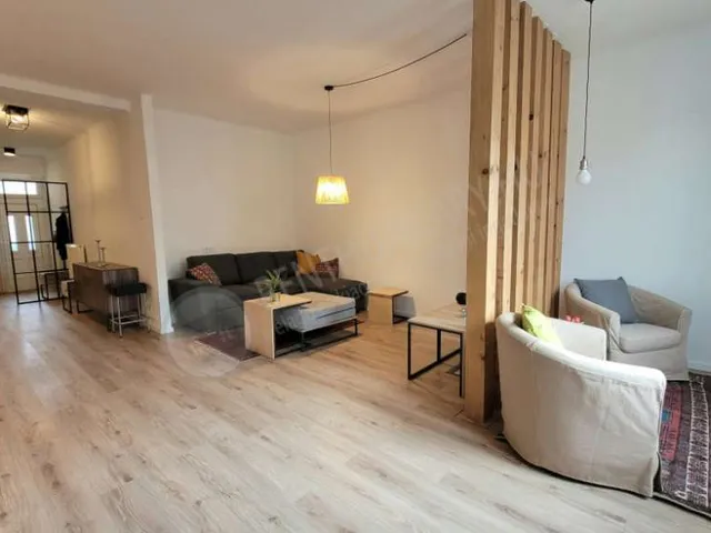 Kiadó lakás Budapest VIII. kerület, Baross utca 89 nm