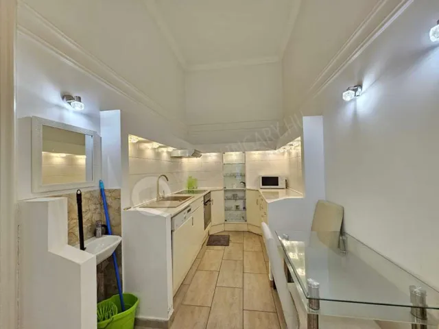 Kiadó lakás Budapest VI. kerület, Podmaniczky utca 31 nm