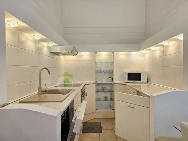 Kiadó lakás Budapest VI. kerület, Podmaniczky utca 31 nm