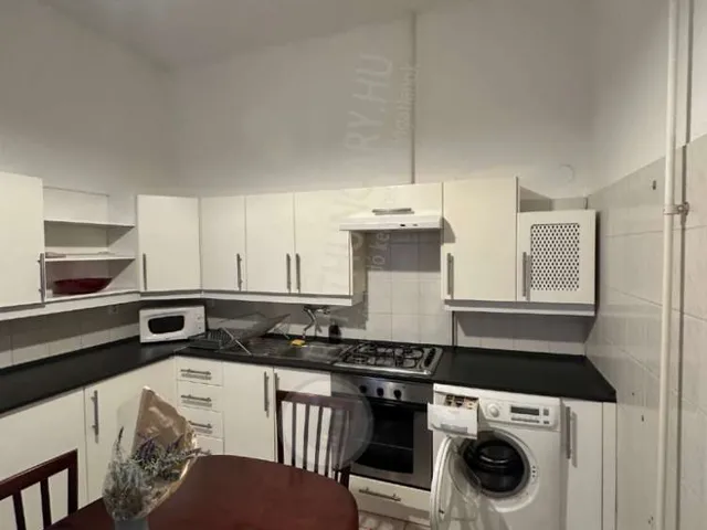 Kiadó lakás Budapest VI. kerület 65 nm